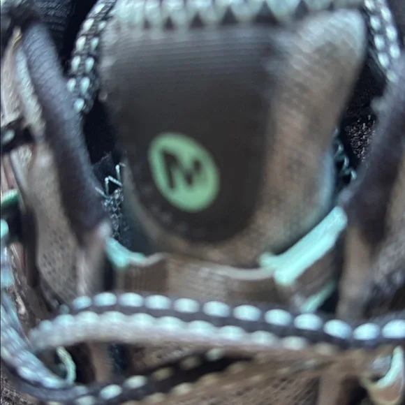 Women’s Merrell Black and gray hiking shoes - Picture 2 of 6